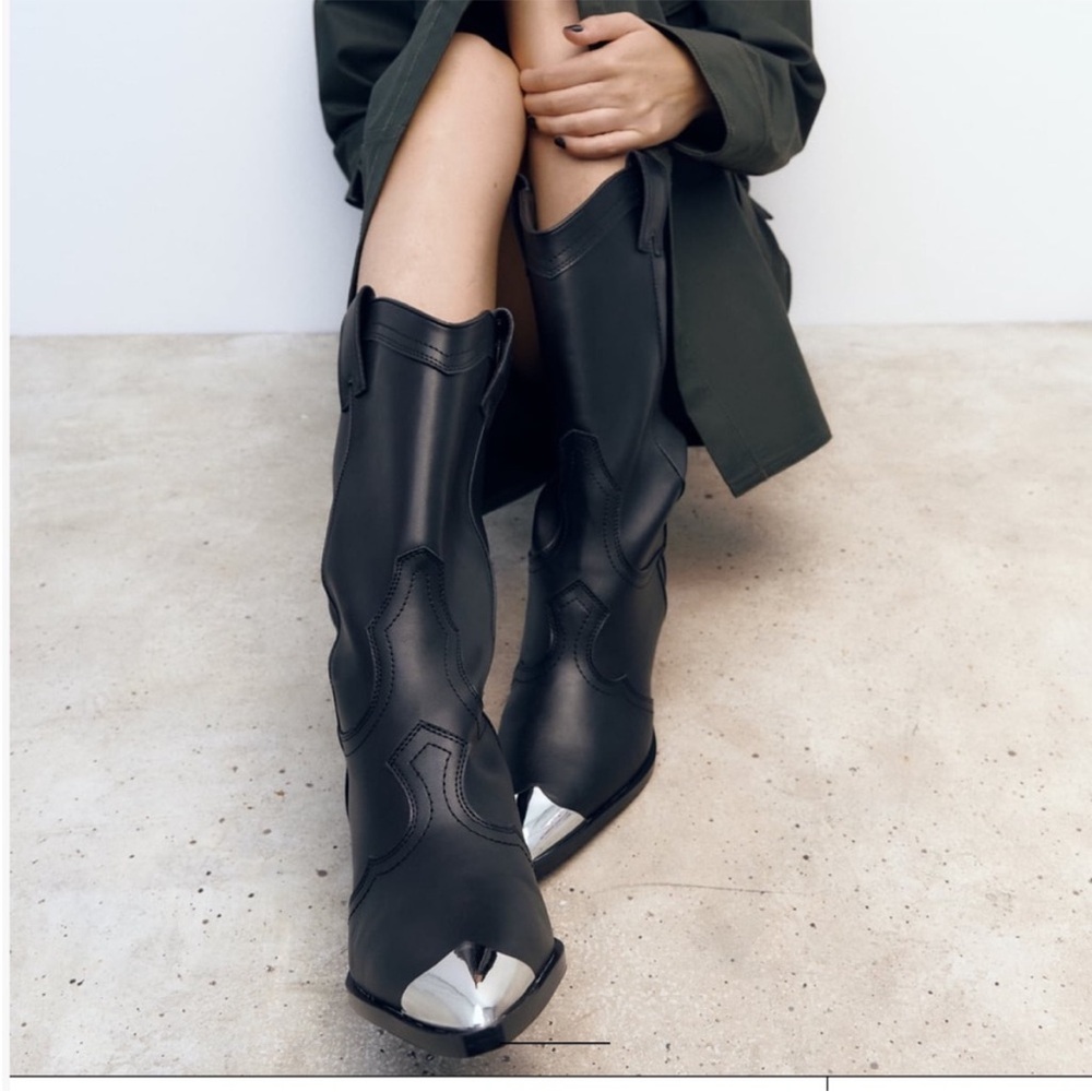 MID-HEIGHT SHAFT METAL POINT COWBOY BOOTS